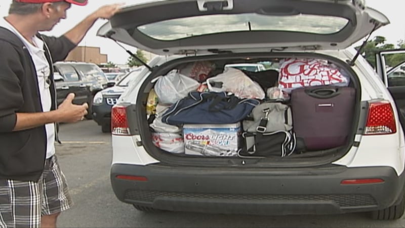 Canadians shopping in Watertown, NY in July 2014.