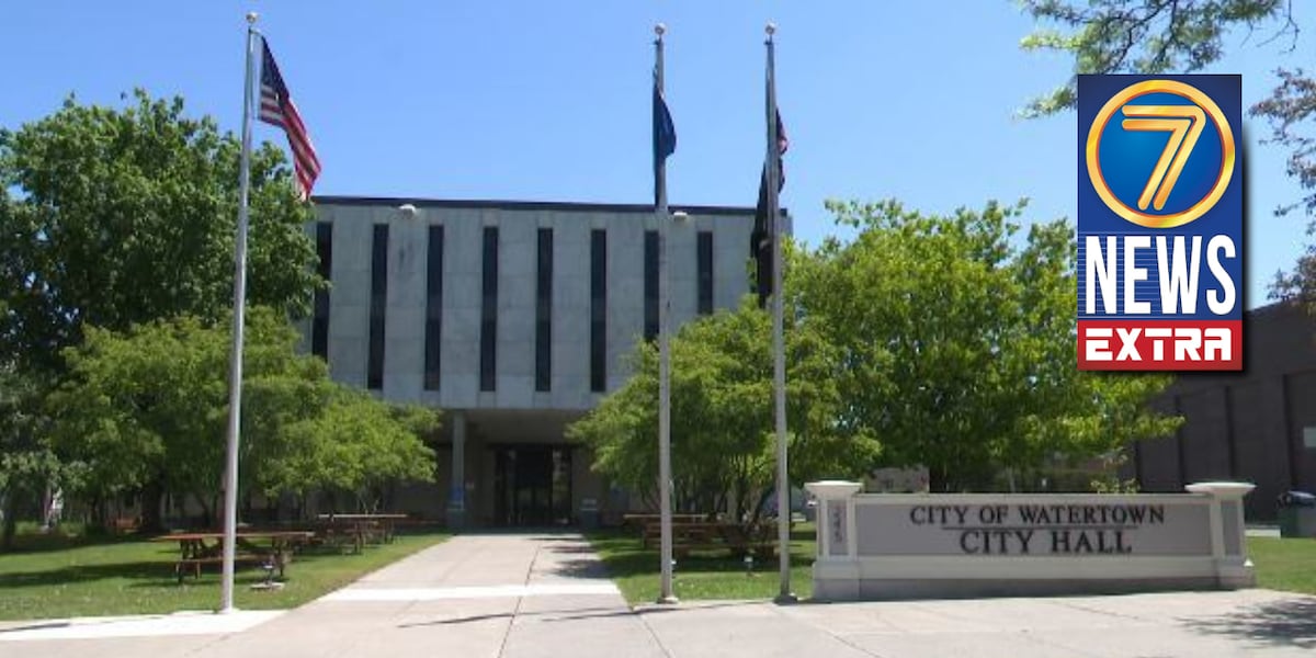 Traffic signals, cannabis sales & ethics complaint discussed ahead of Monday council meeting