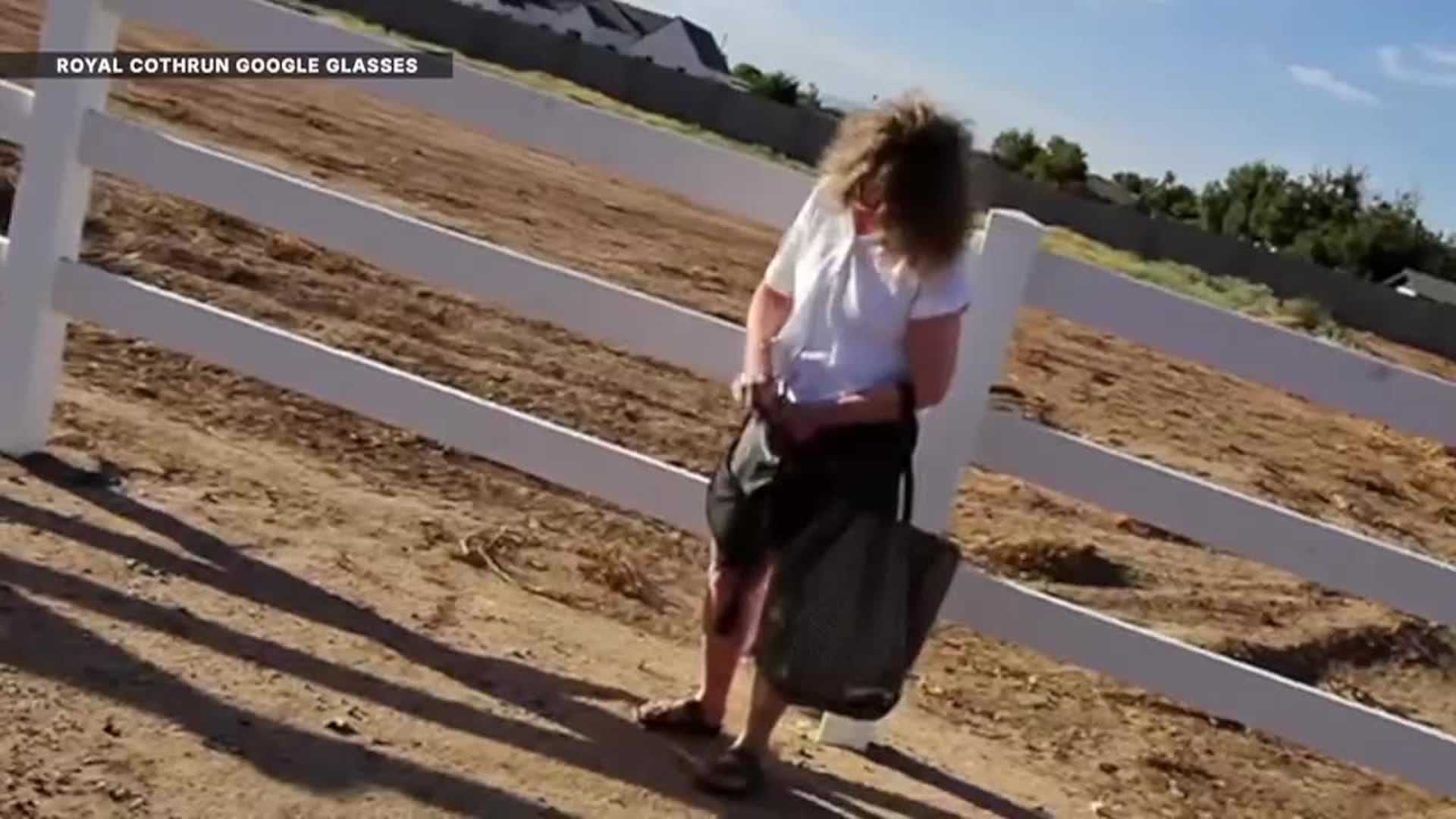 Teen helps woman with dementia in 100 degree heat